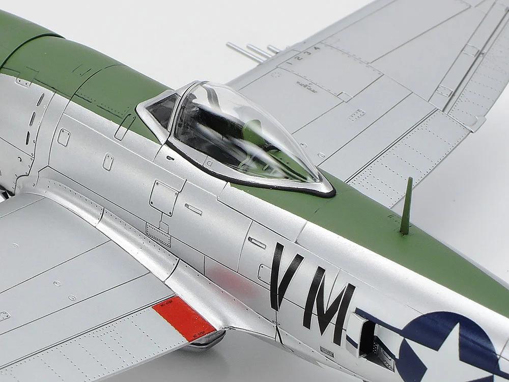 Tamiya 1/72 P-47D Thunderbolt Model Kit — official product photo 4