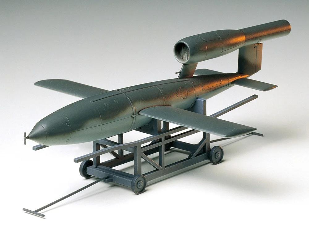 Tamiya 1/48 V-1 Fiseler Fi103 Buzz Bomb Model Kit — official product photo 2