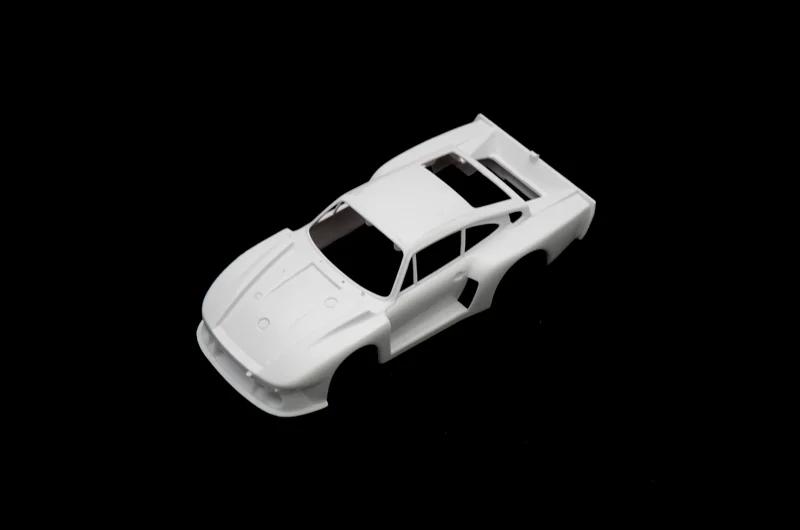 Italeri 1/24 Porsche 935 Baby Model Kit — official product photo 5
