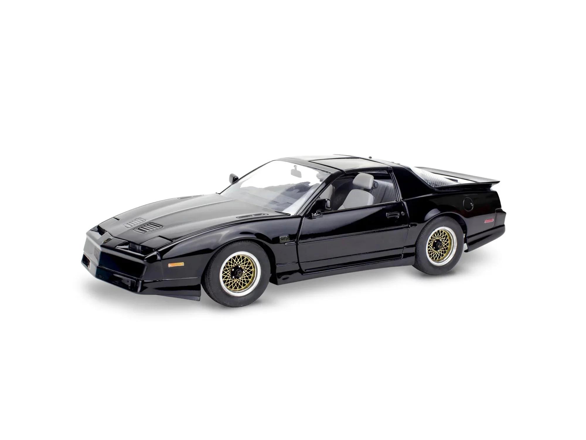 Revell 1/16 87 Pontiac Firebird Gta Model Kit — official product photo 2