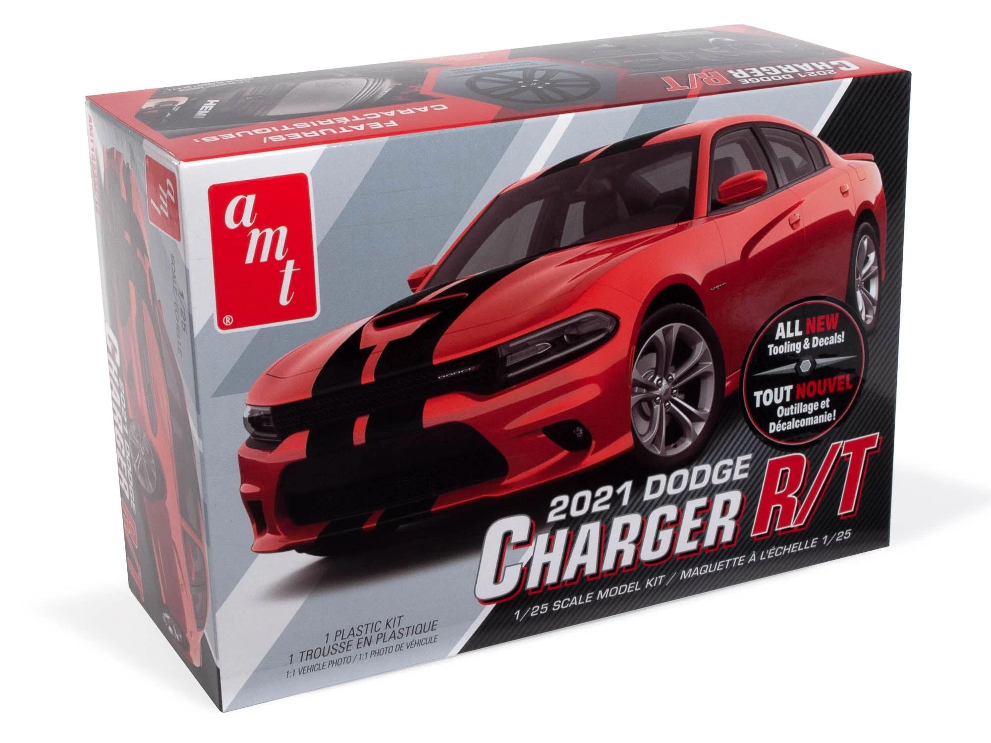AMT 1/25 21 Dodge Charger Rt Model Kit — official product photo 1