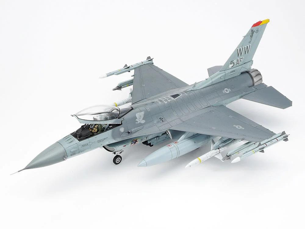 Tamiya 1/48 F-16cj Fighting Falcon Model Kit — official product photo 1