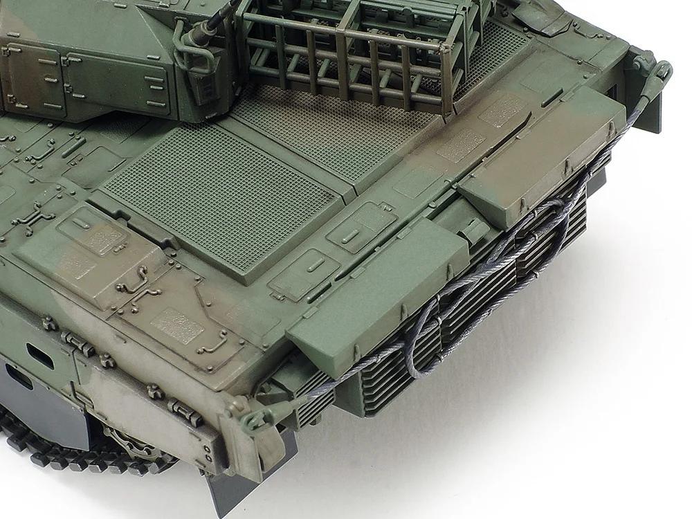 Tamiya 1/48 Jgsdf 10 Tank Model Kit — official product photo 4
