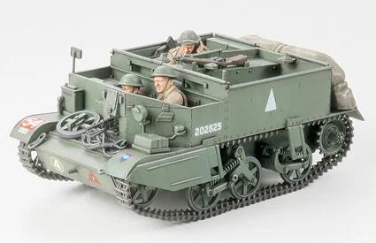 Tamiya British Univ Carrier MK II 35 Model Kit — box art