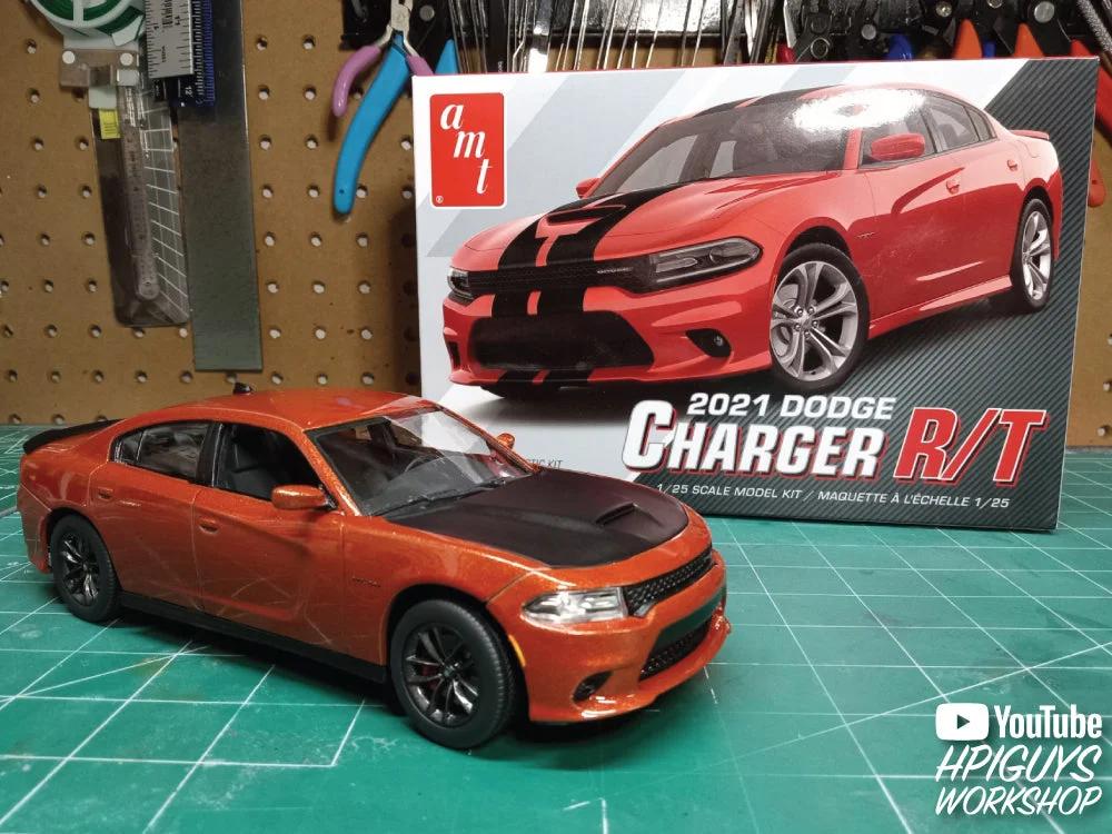 AMT 1/25 21 Dodge Charger Rt Model Kit — official product photo 5