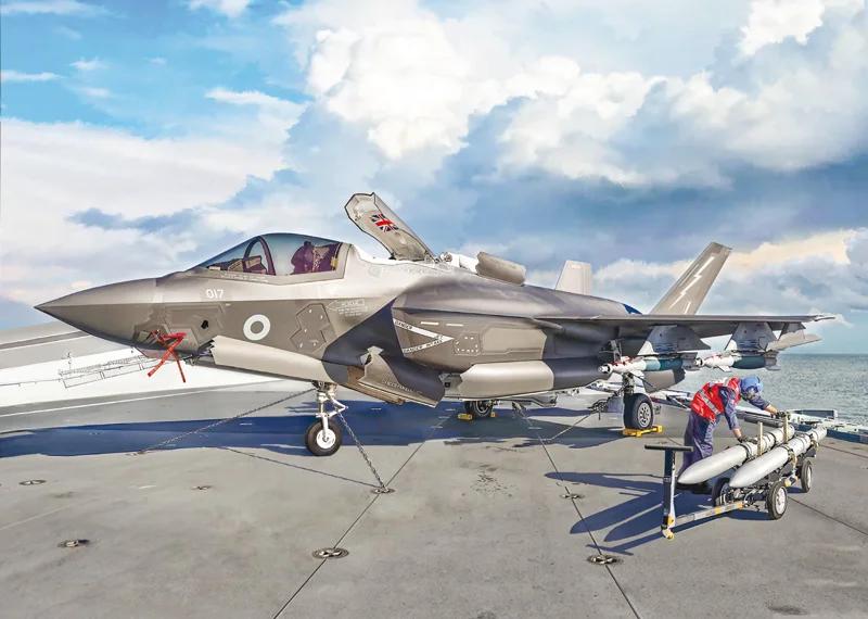 Italeri 1/48 F-35B Lightning II Stovl Model Kit — official product photo 1