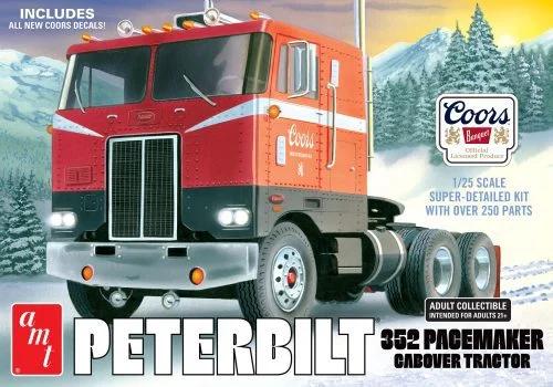 AMT 1/25 Peterbilt 352 Pacemaker Coe Coors Model Kit — box art