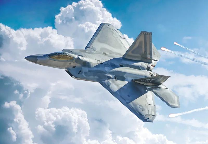 Italeri 1/48 F-22A Raptor Model Kit — official product photo 1
