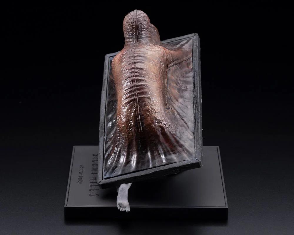 Abstract Daddy Oshi Works (SILENT Hill 2) 1/7 Scale Figure — official product photo 2