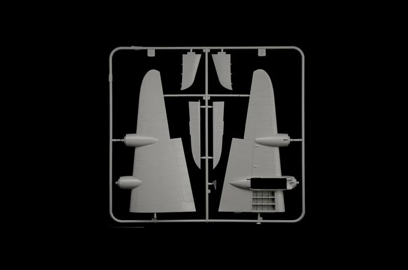 Italeri 1/72 Stirling MK III Model Kit — official product photo 6