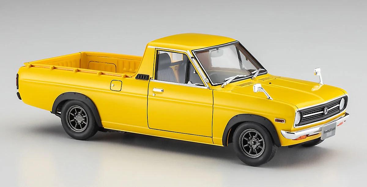 Hasegawa 1/24 Datsun Sunny Gb120 Early W Overfend Model Kit — official product photo 1