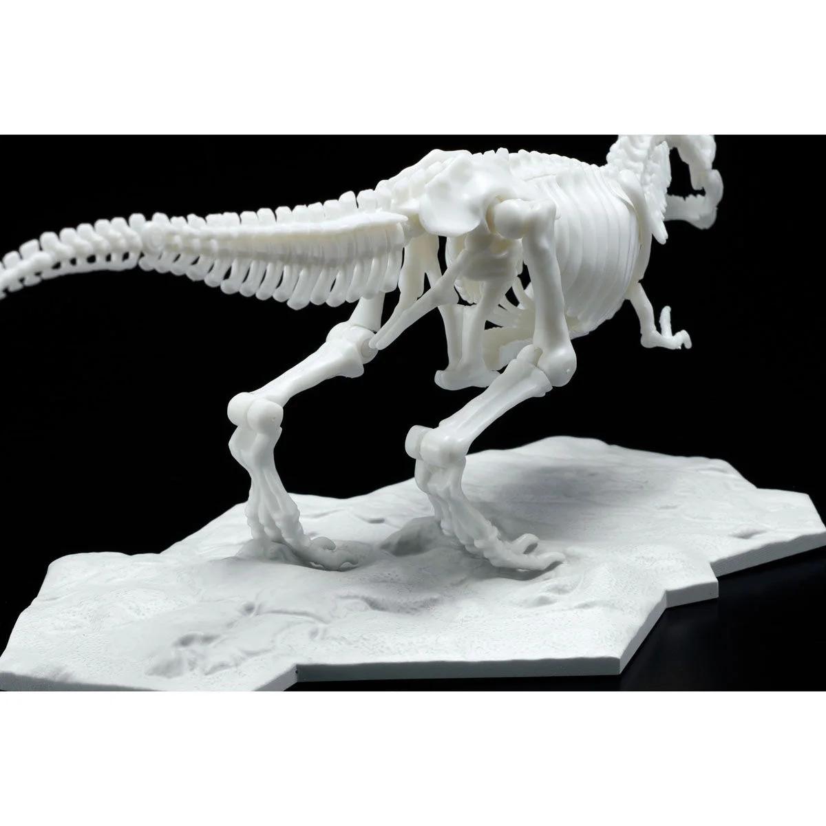 Bandai Tyrannosaurus Limex Skeleton Model Kit — official product photo 6