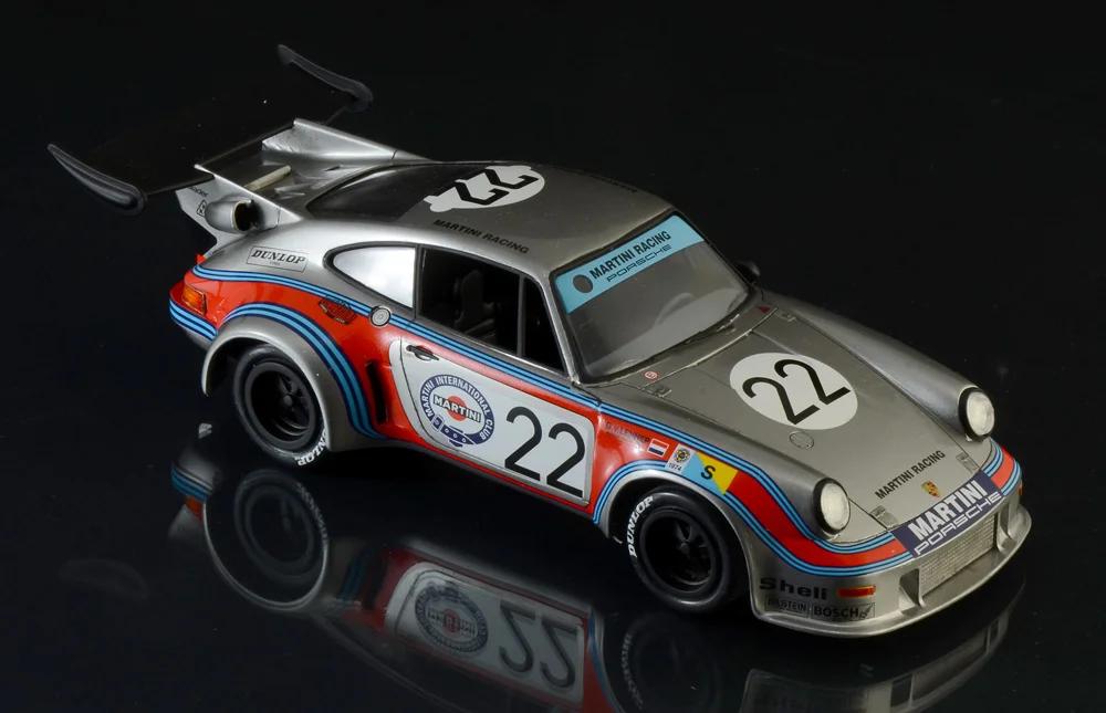Italeri 1/24 Porsche Carrera Rsr Turbo 934 Model Kit — official product photo 4