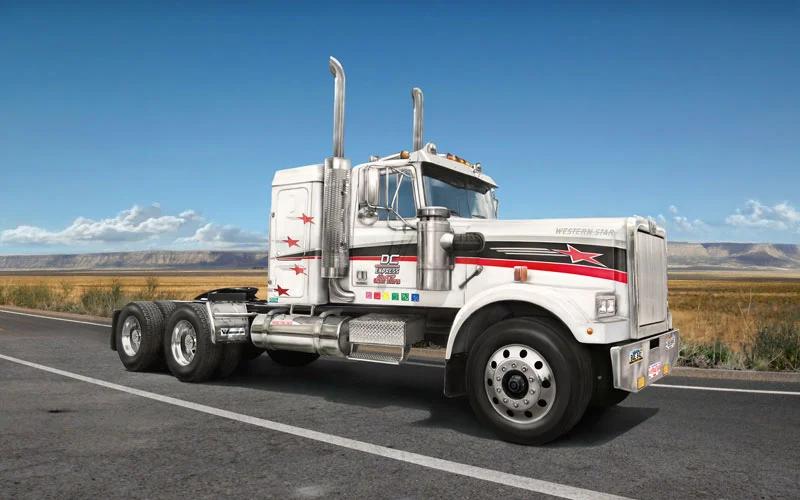 Italeri 1/24 Classic Western Star Model Kit — official product photo 1