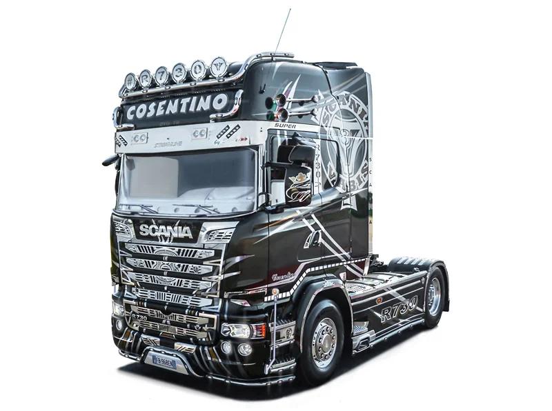 Italeri 1/24 Scania R730 Streamline Show Truck Model Kit — official product photo 1
