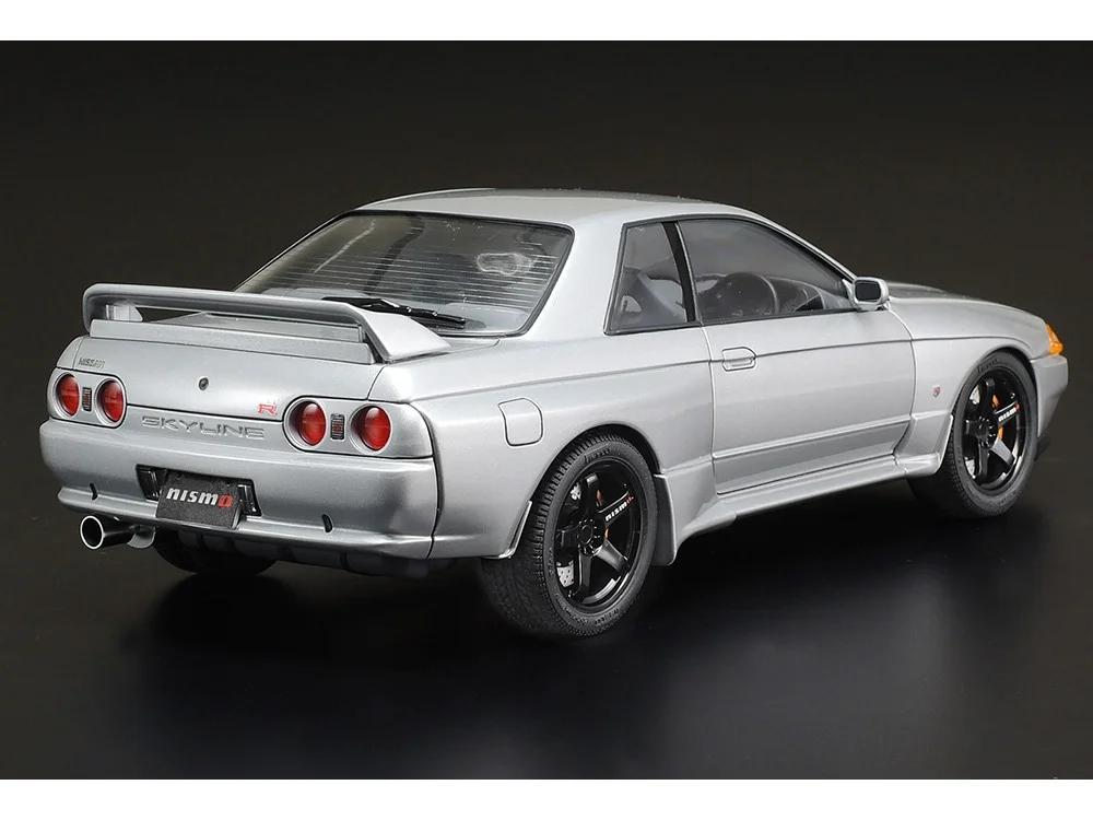 Tamiya 1/24 Nissan Skyline Gt-r Model Kit — official product photo 2