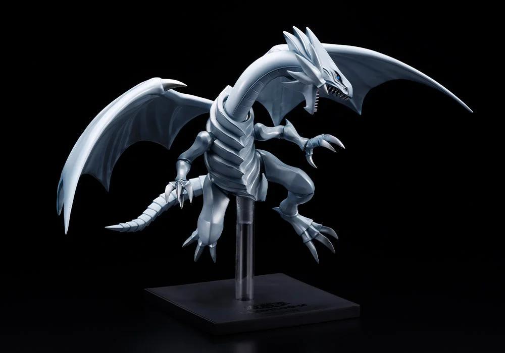 Blue-Eyes White Dragon Oshi Works — official product photo 3