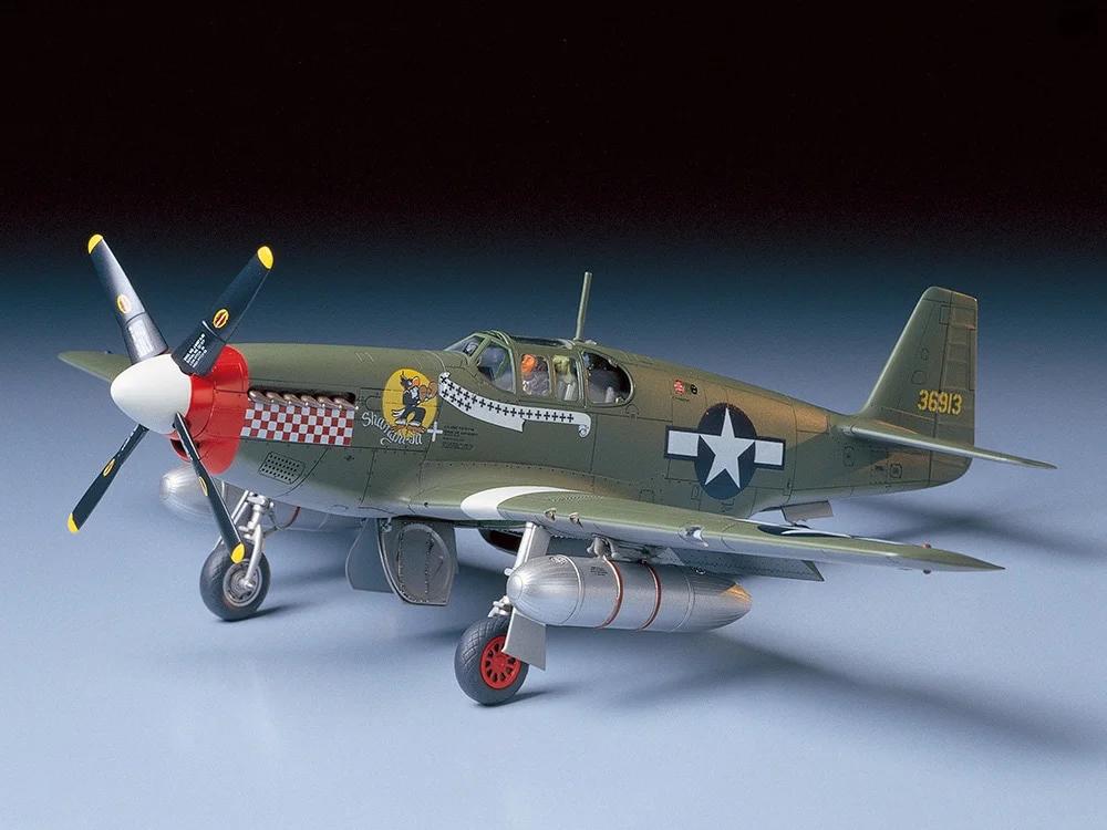 Tamiya 1/48 P-51B Mustang Model Kit — official product photo 1