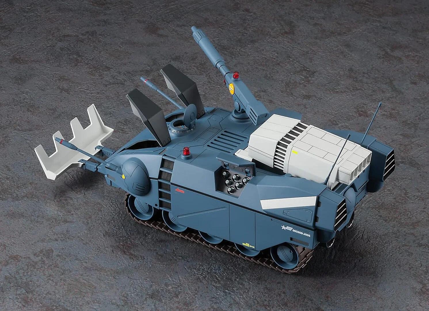 Hasegawa 1/35 Crusher Joe Galleon Model Kit — official product photo 3