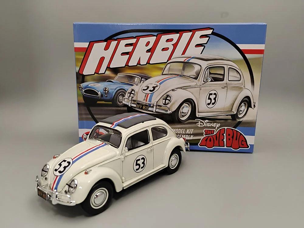 Polar Lights 1/25 Herbie Vw Beetle Model Kit — official product photo 2
