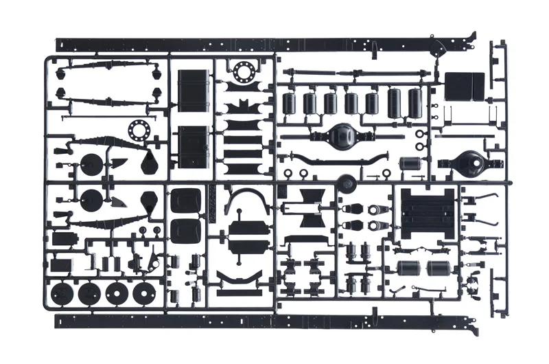 Italeri 1/24 Scania 142h 6x2 Canvas Model Kit — official product photo 5