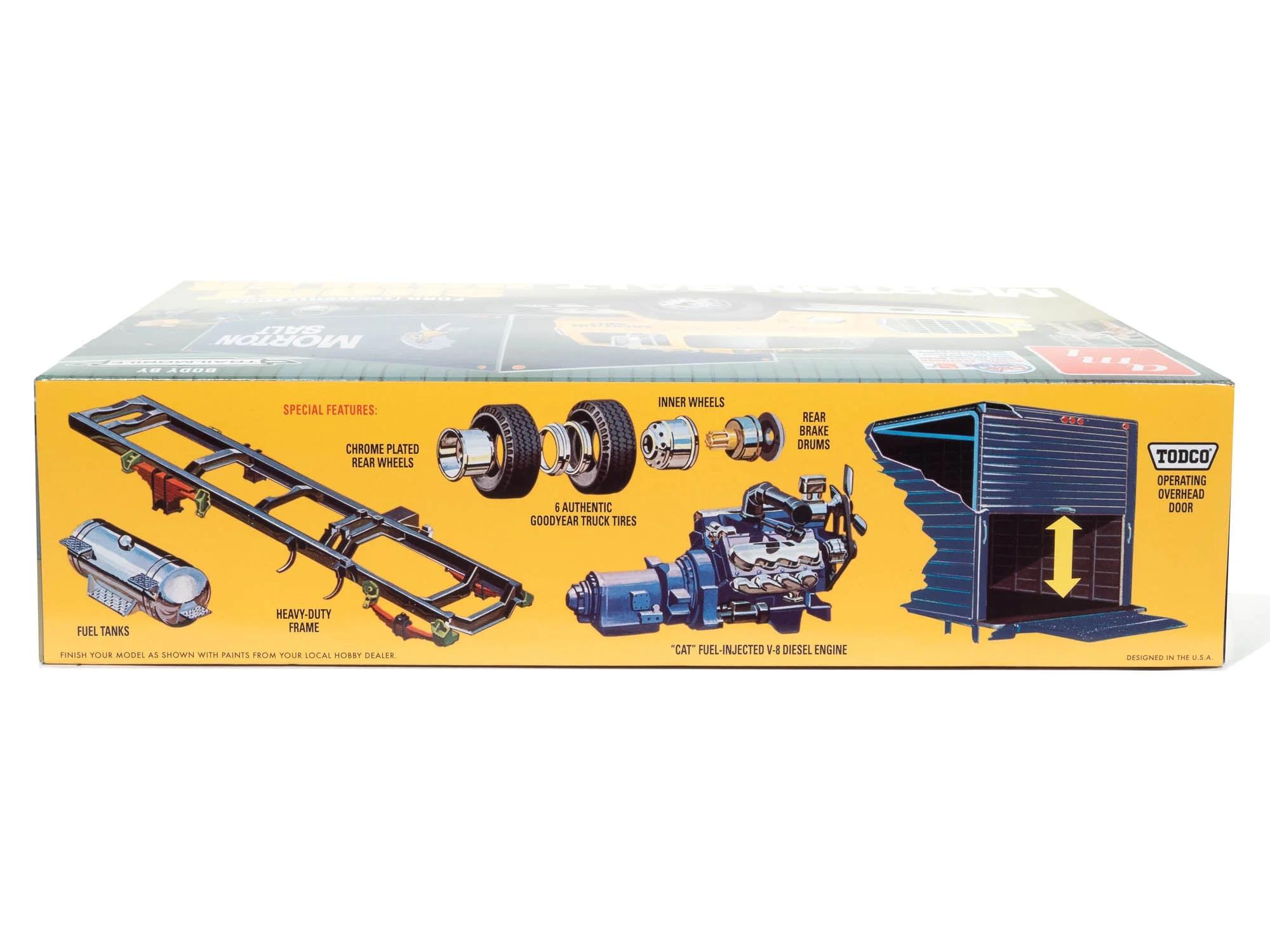 AMT 1/25 Ford Louisville Short Hauler Morton Model Kit — official product photo 3