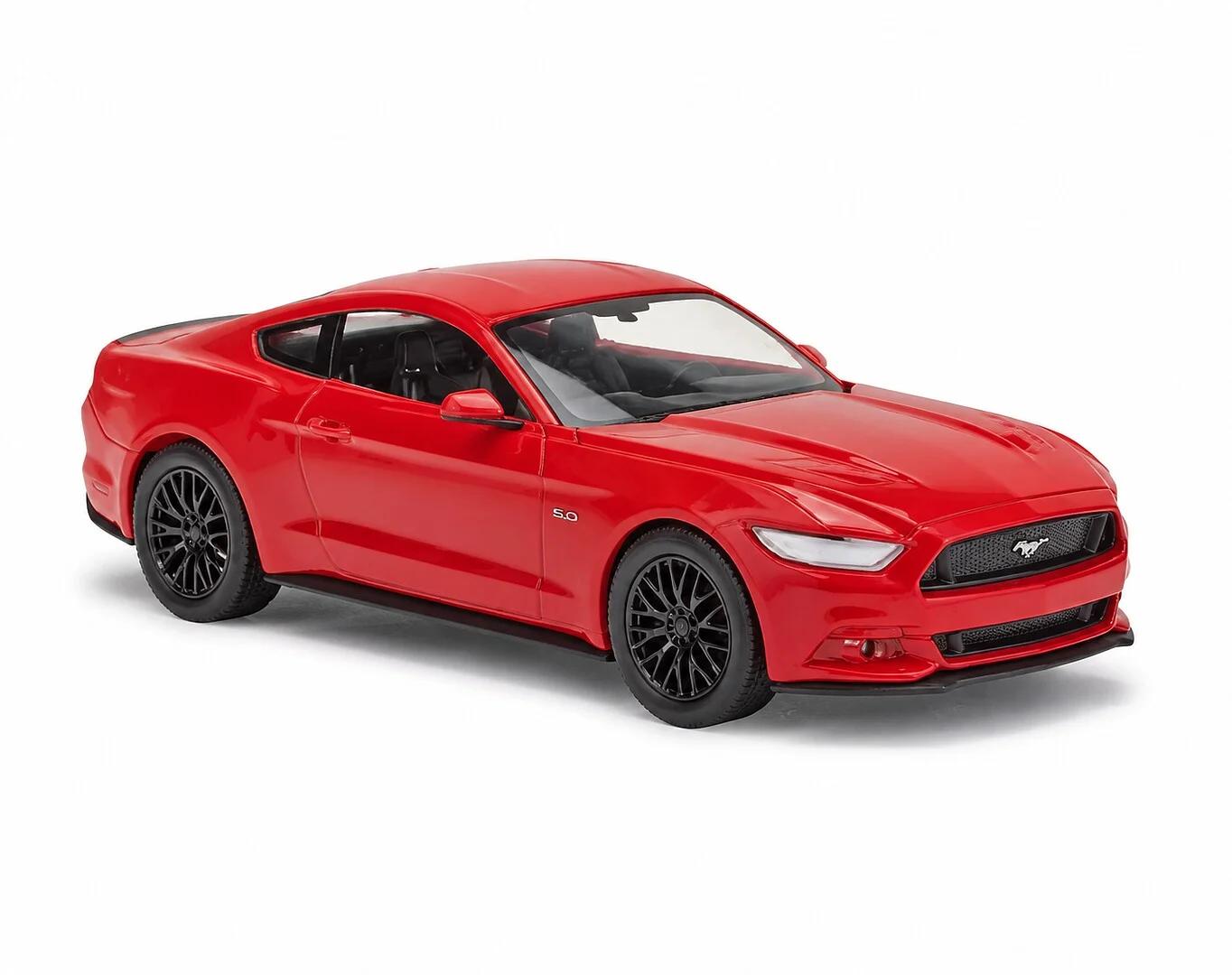 Revell 1/25 15 Ford Mustang Gt Model Kit — official product photo 1
