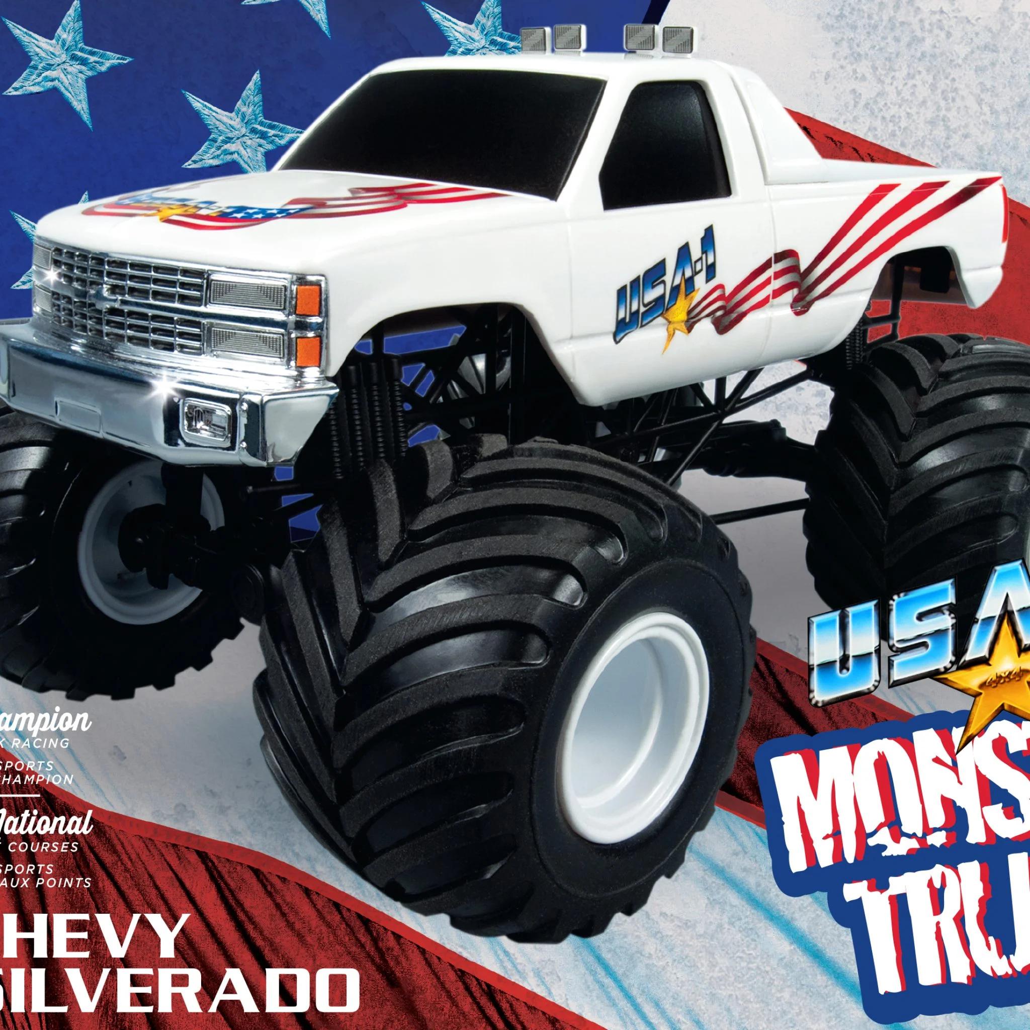 AMT 1/32 USA-1 Monster Truck 2t Model Kit — official product photo 1
