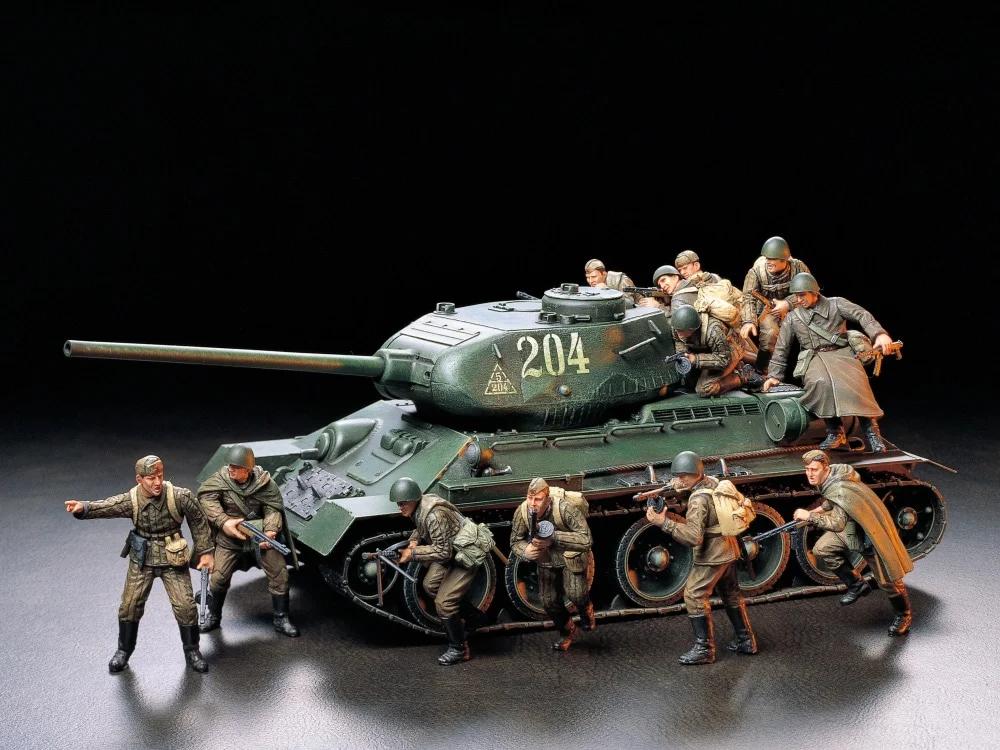 Tamiya 1/35 Russian Assault Infantry Model Kit — official product photo 1