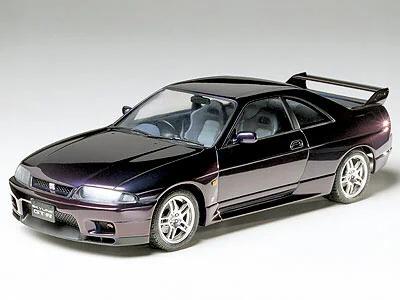 Tamiya 1/24 Nissan Skyline Gtrv Model Kit — box art