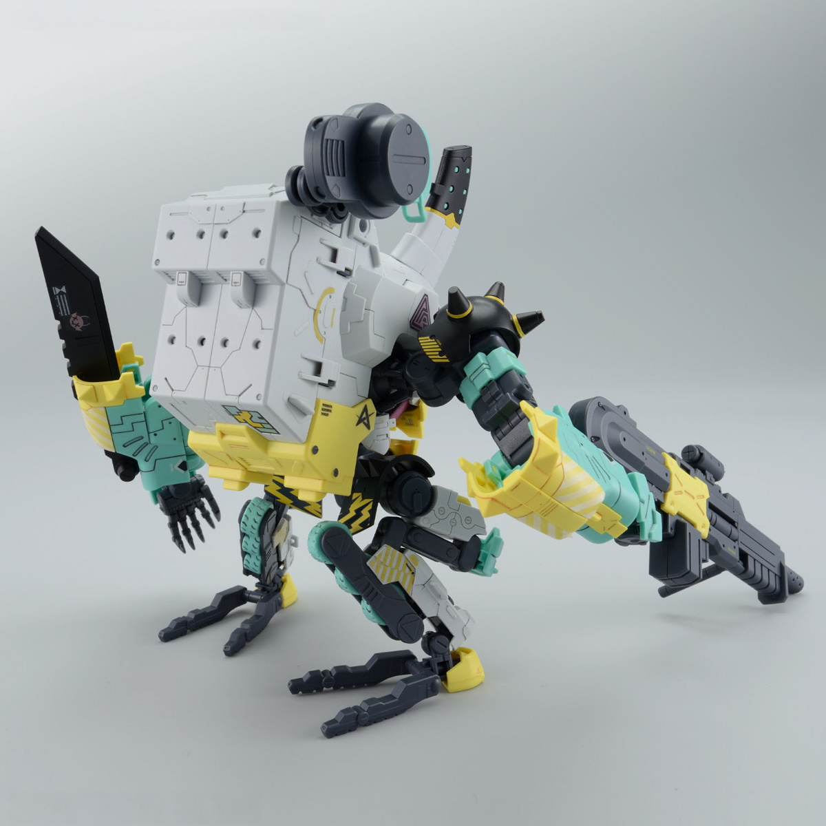 Bandai HG Daisy Ogre Alter (Synduality) Model Kit - Image 2 of 10